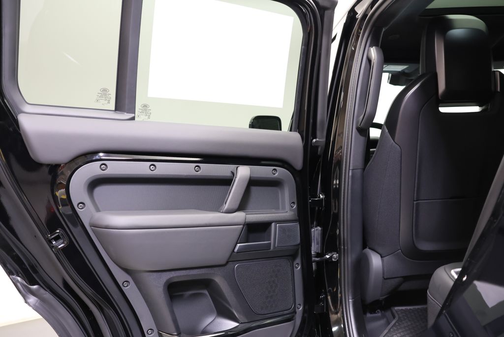Thumbnail: 2026 Land Rover Defender - 32