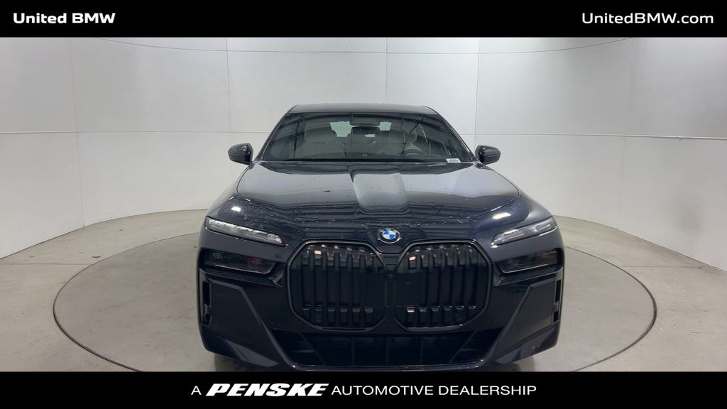 2025 BMW 7 Series 760i xDrive 3
