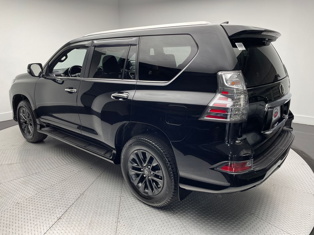 Thumbnail: 2021 Lexus GX - 7