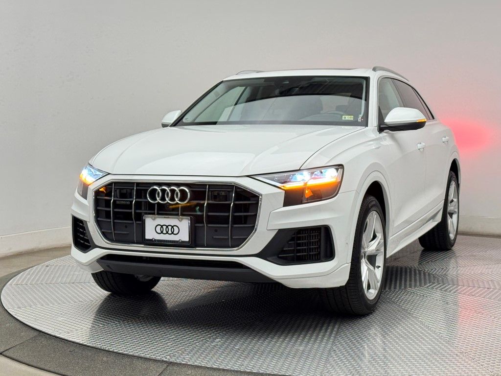 2022 Audi Q8 Premium Plus 5