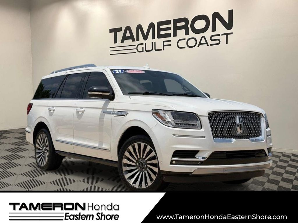 Pristine White 2021 Lincoln Navigator Reserve RWD SUV / Crossover 4X2 Automatic