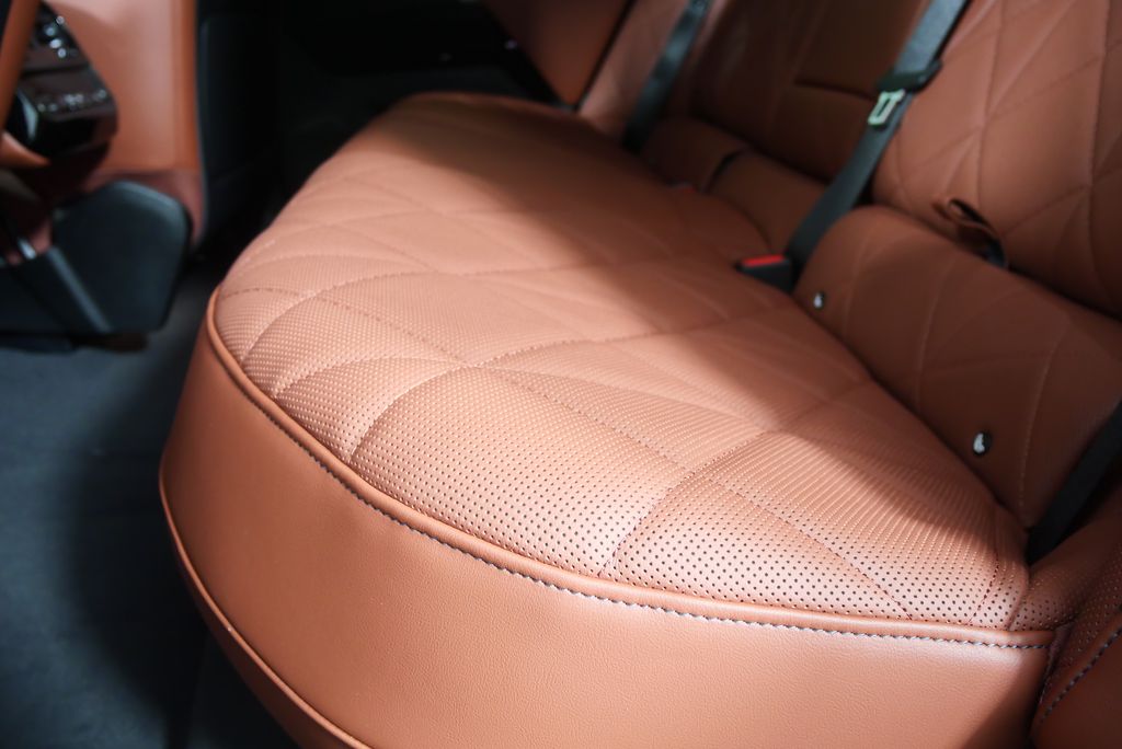 Thumbnail: 2026 BMW iX - 15