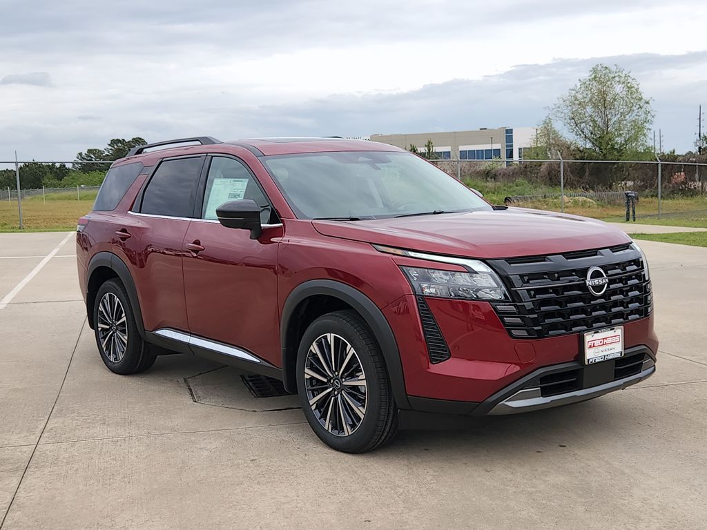 View vehicle photo 4