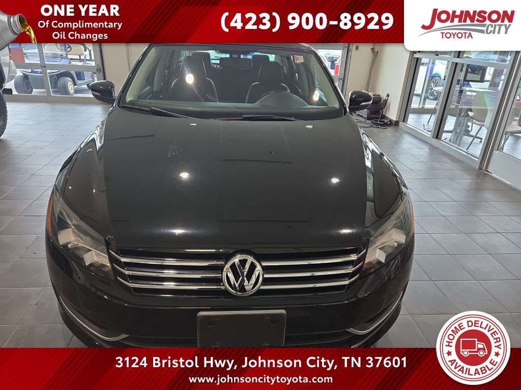 Black 2014 Volkswagen Passat 1.8T SE Sedan Front-Wheel Drive 6-Speed Automatic