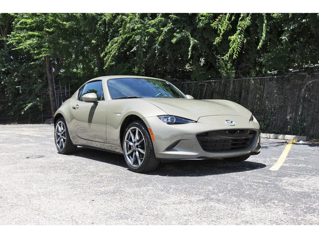 Zircon Sand Metallic 2023 Mazda MX-5 Miata Convertible Rear-Wheel Drive 6-Speed Automatic