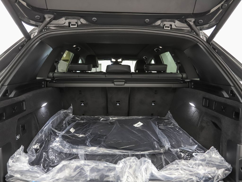 Thumbnail: 2026 BMW X5 - 24
