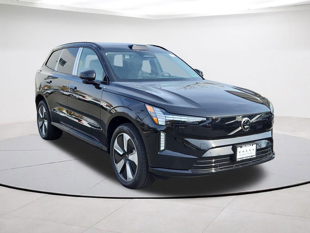 2025 Volvo EX90 Twin Motor Plus 7-Seater's photo