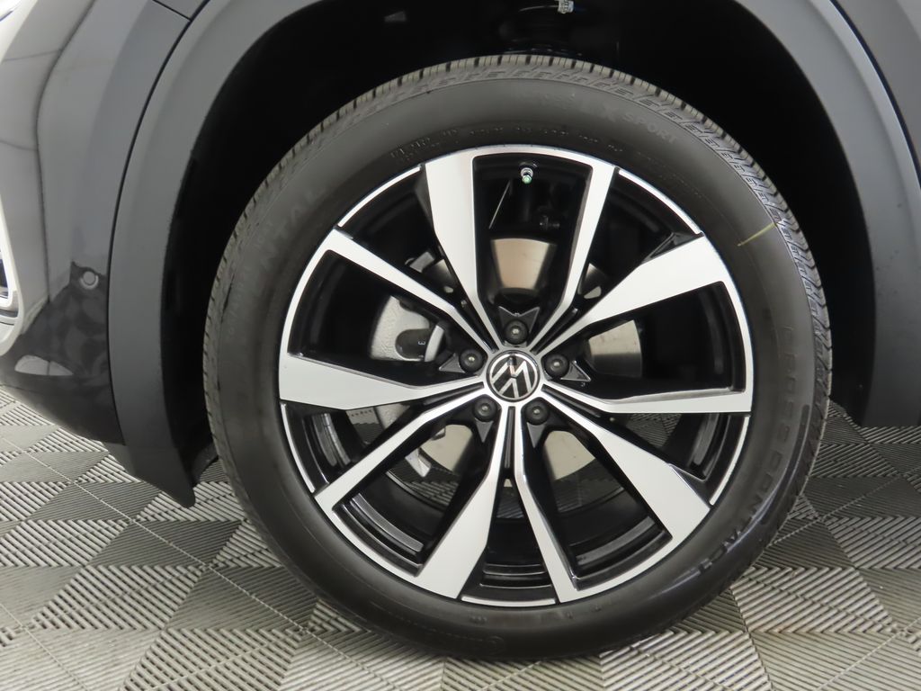Thumbnail: 2025 Volkswagen Atlas - 32