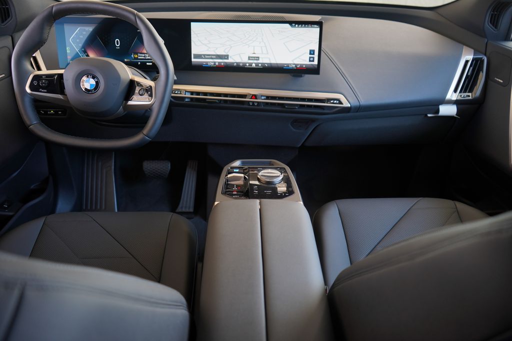 Thumbnail: 2026 BMW iX - 14