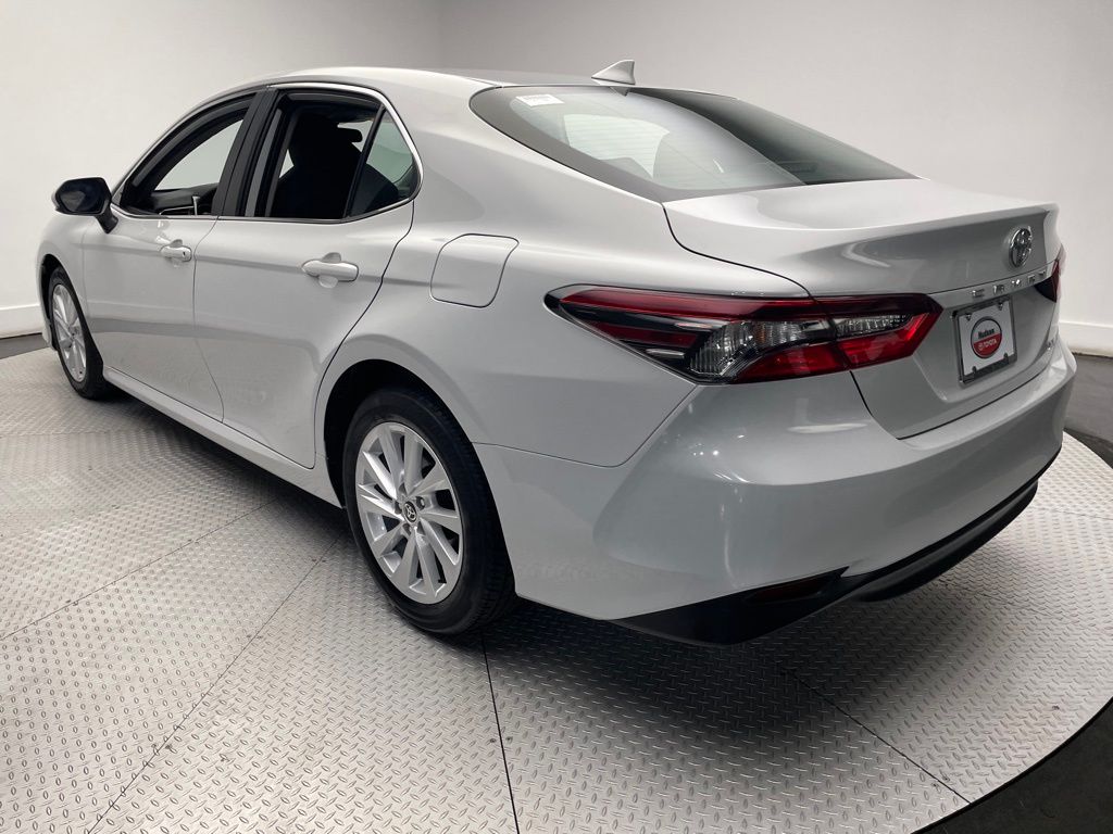 2023 Toyota Camry LE 8