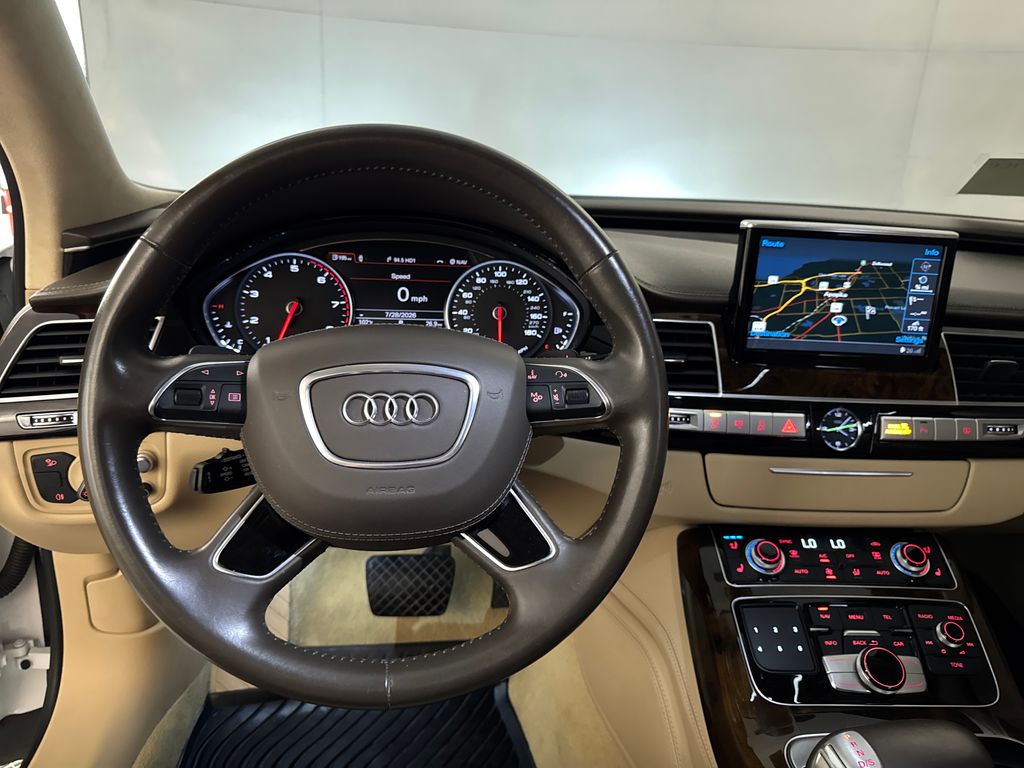 Certified Used 2018 White Audi L 4.0T Sport image 8