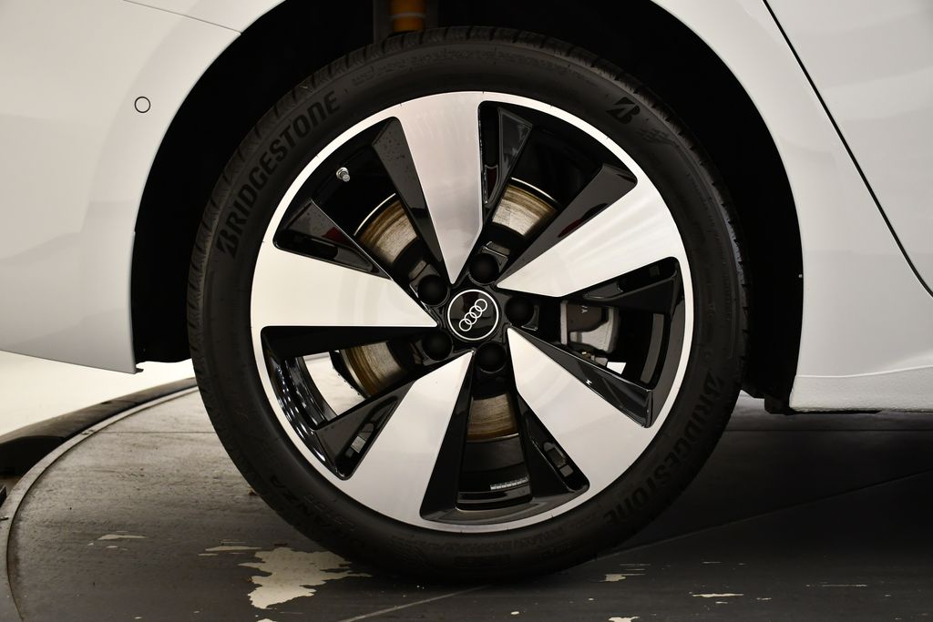 Thumbnail: 2025 Audi A5 - 15