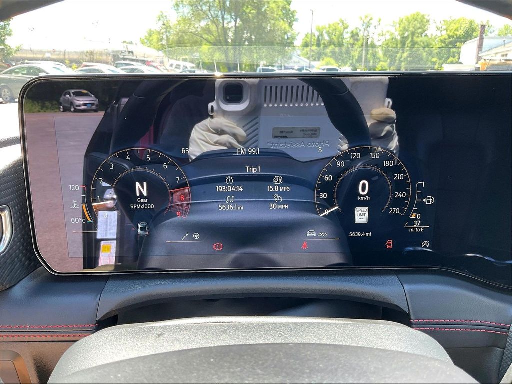 2025 Ford Mustang — photo 15