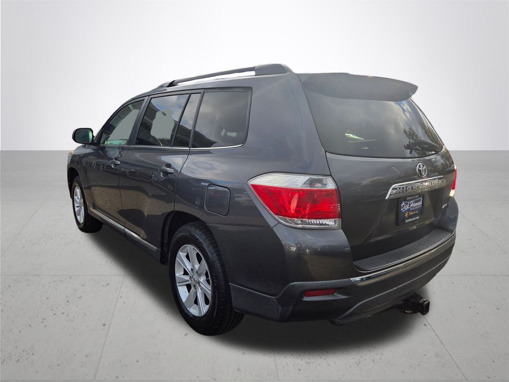 2011 Toyota Highlander SE