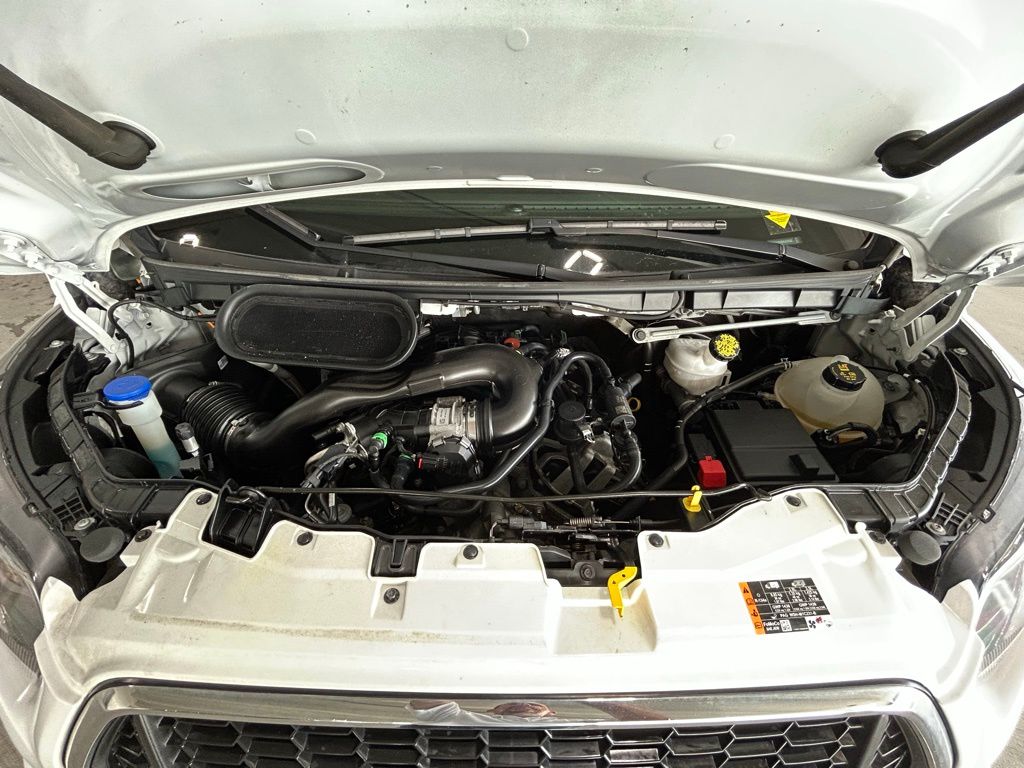 Used 2024 Oxford White Ford XLT image 26