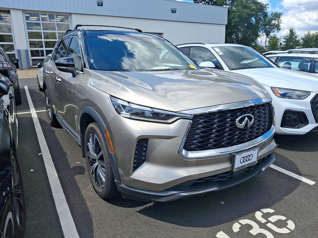 Thumbnail: 2023 INFINITI QX60 - 3