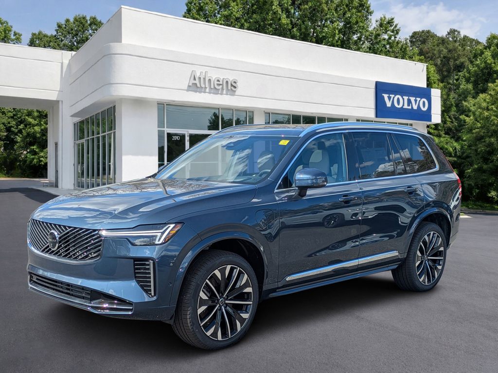 2026 Volvo XC90 Recharge T8 Ultra 7-Passenger eAWD