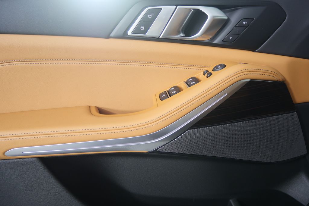 Thumbnail: 2026 BMW X5 - 8