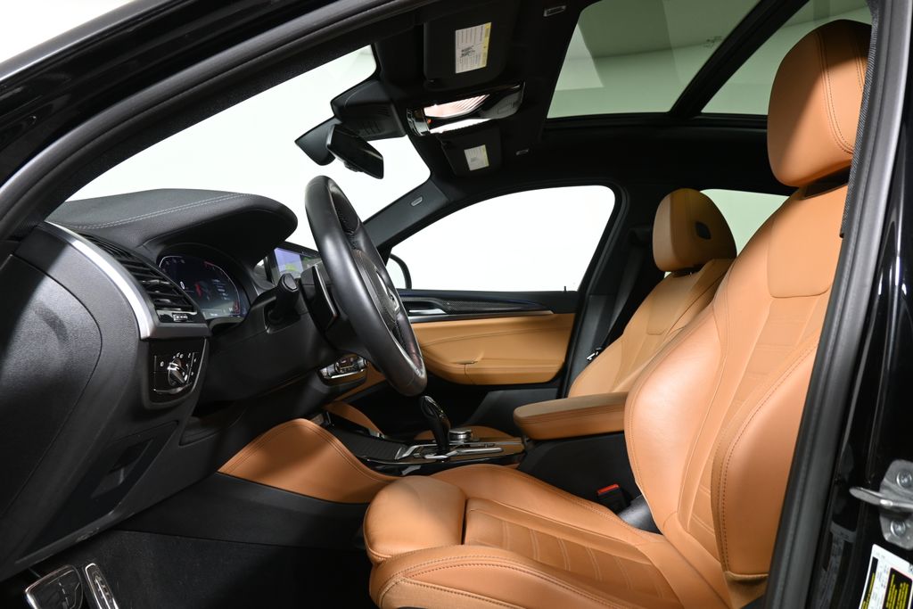 Thumbnail: 2021 BMW X4 - 3