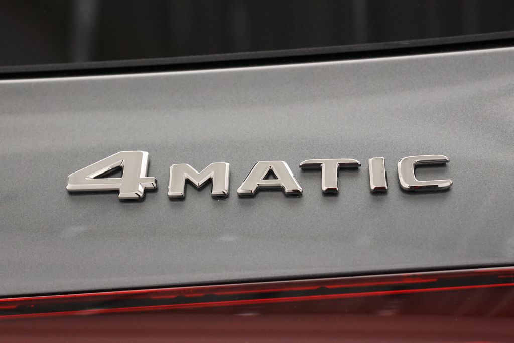 Thumbnail: 2026 Mercedes-Benz GLE - 10