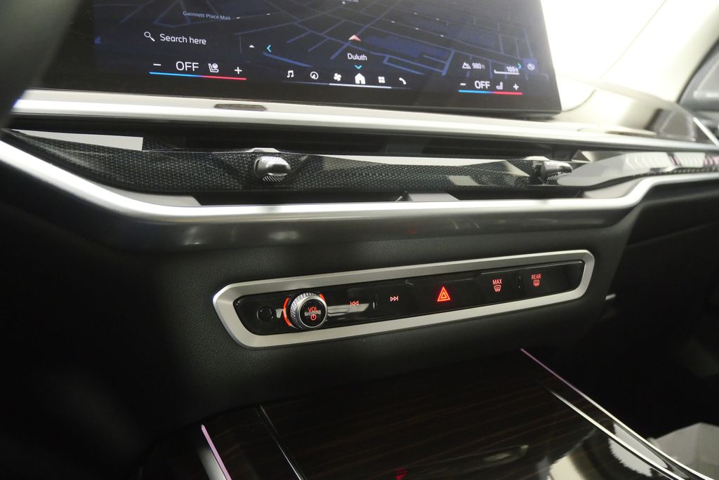 Thumbnail: 2024 BMW X7 - 26