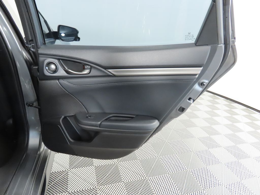 2020 Honda Civic Sport Touring 28