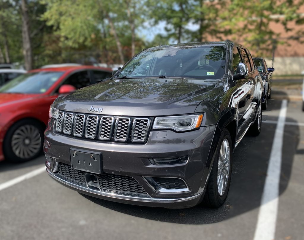 Thumbnail: 2017 Jeep Grand Cherokee - 3
