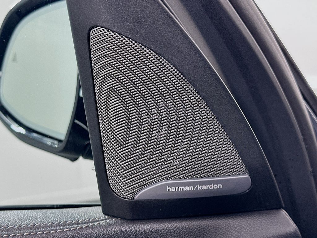 Thumbnail: 2023 BMW X5 - 19