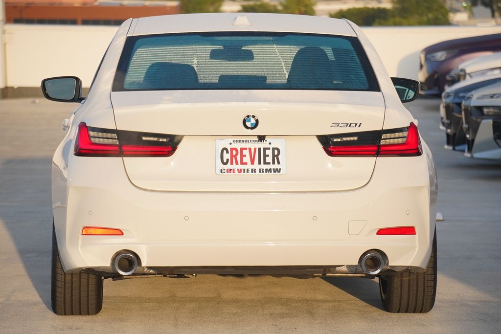 Thumbnail: 2025 BMW 3 Series - 6