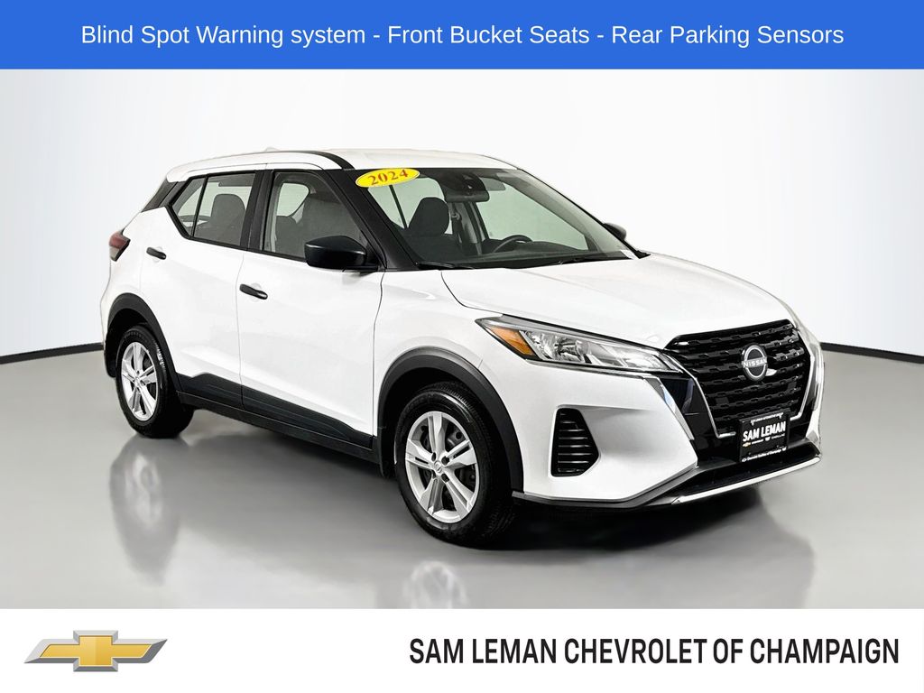 White (Fresh Powder) 2024 Nissan Kicks SUV / Crossover Front-Wheel Drive Continuously Variable Transmission