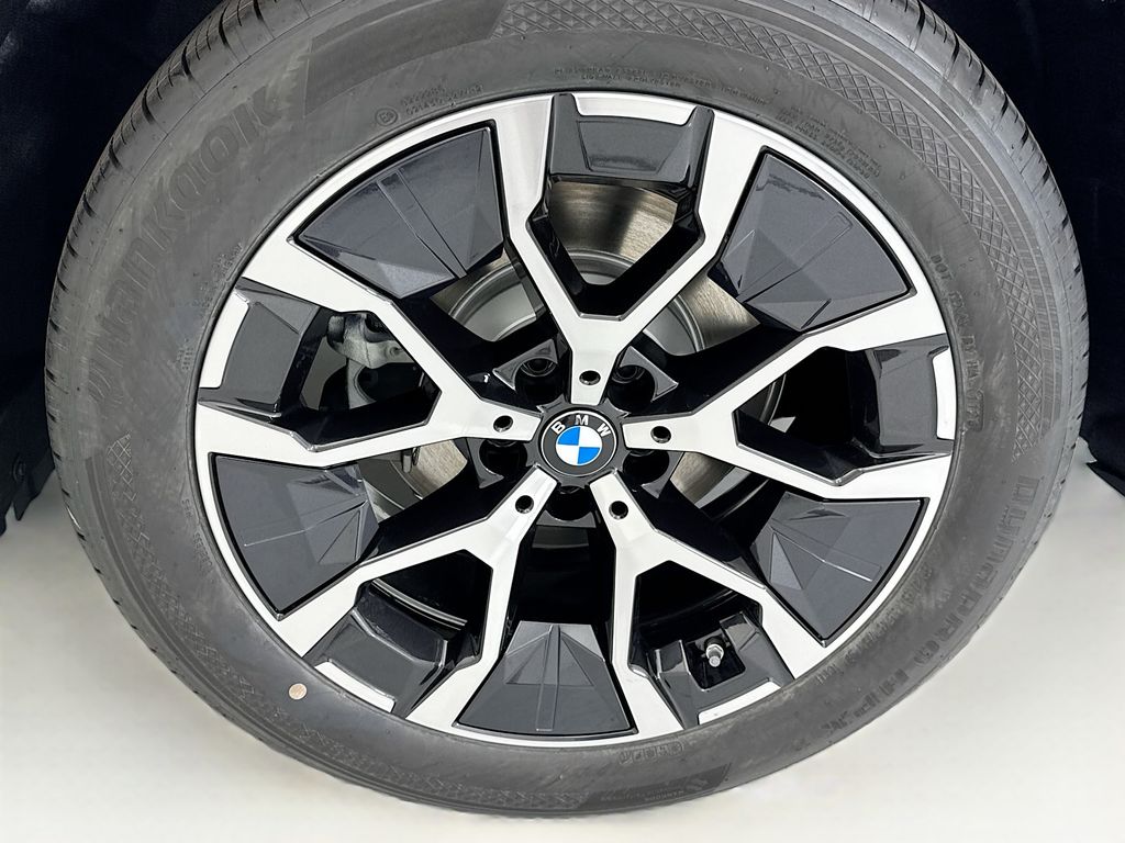 Thumbnail: 2026 BMW X3 - 29