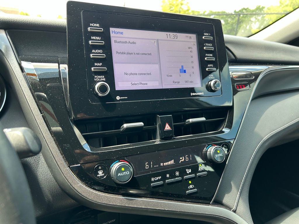 2022 Toyota Camry SE 20