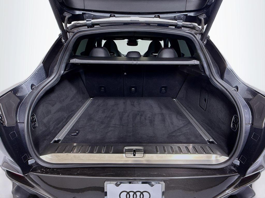 Thumbnail: 2021 Aston Martin DBX - 29