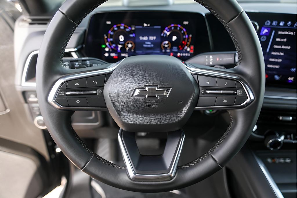 Used Car 2025 Chevrolet Suburban  Z71 For Sale Under $70,000 In Austin, Texas