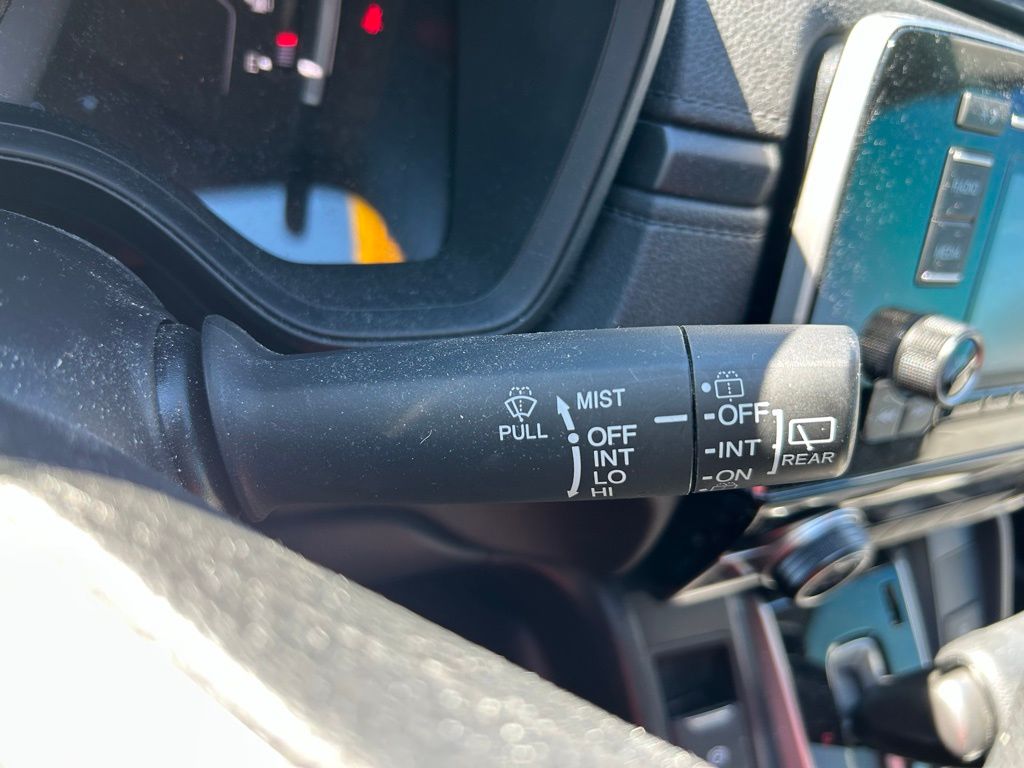 Thumbnail: 2021 Honda CR-V - 21