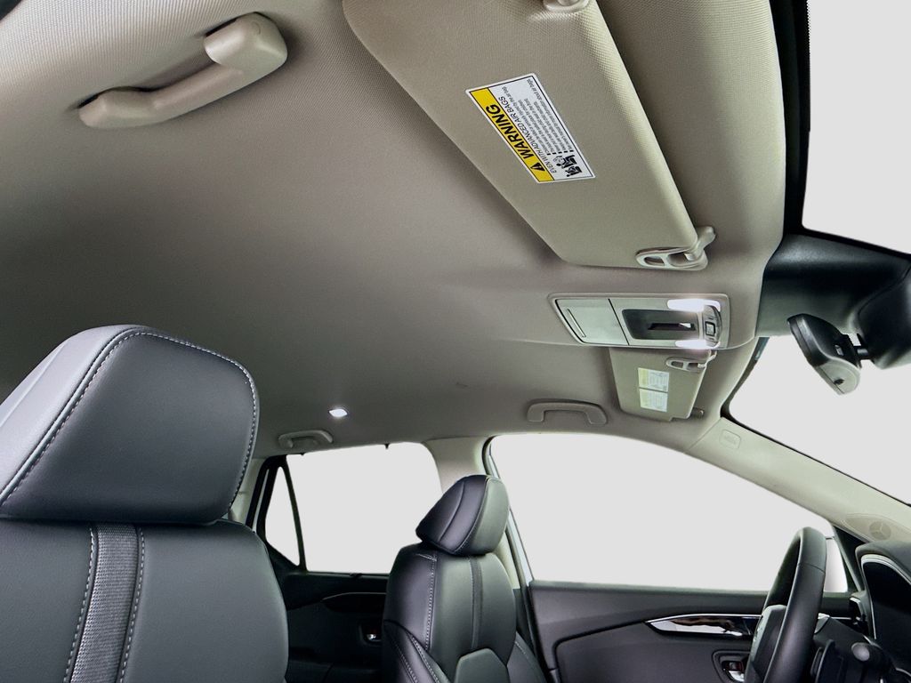 Thumbnail: 2026 Honda Pilot - 19