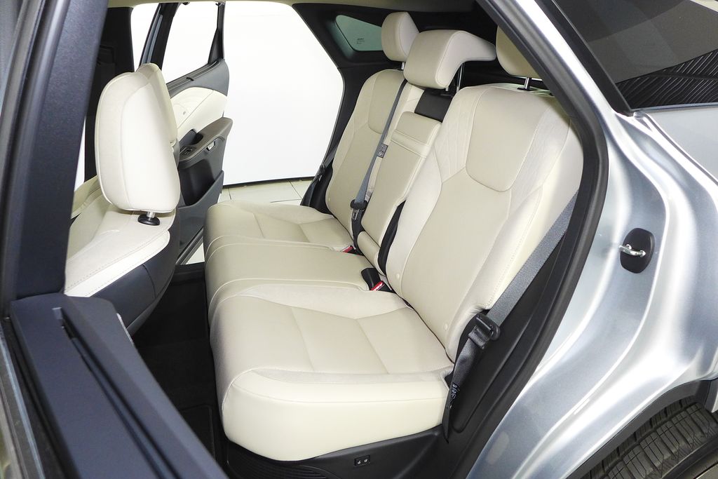 Thumbnail: 2023 Lexus RX - 21