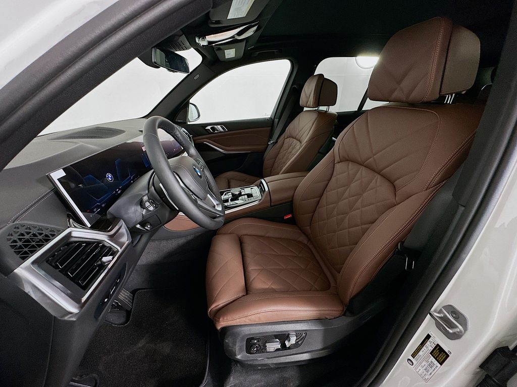 Thumbnail: 2026 BMW X5 - 16