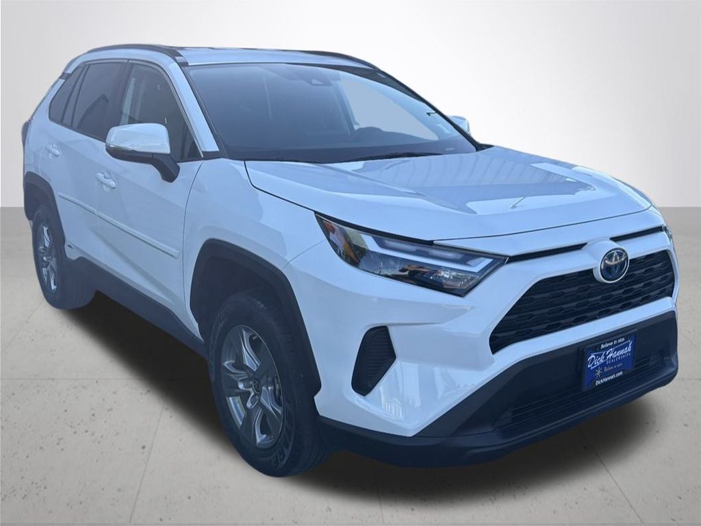2023 Toyota RAV4 Hybrid LE
