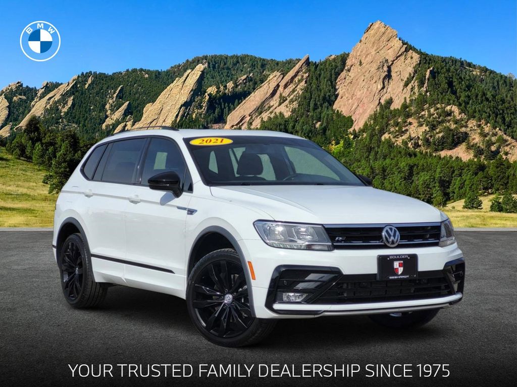 Pure White 2021 Volkswagen Tiguan SE R-Line Black 4Motion SUV / Crossover All-Wheel Drive 8-Speed Automatic
