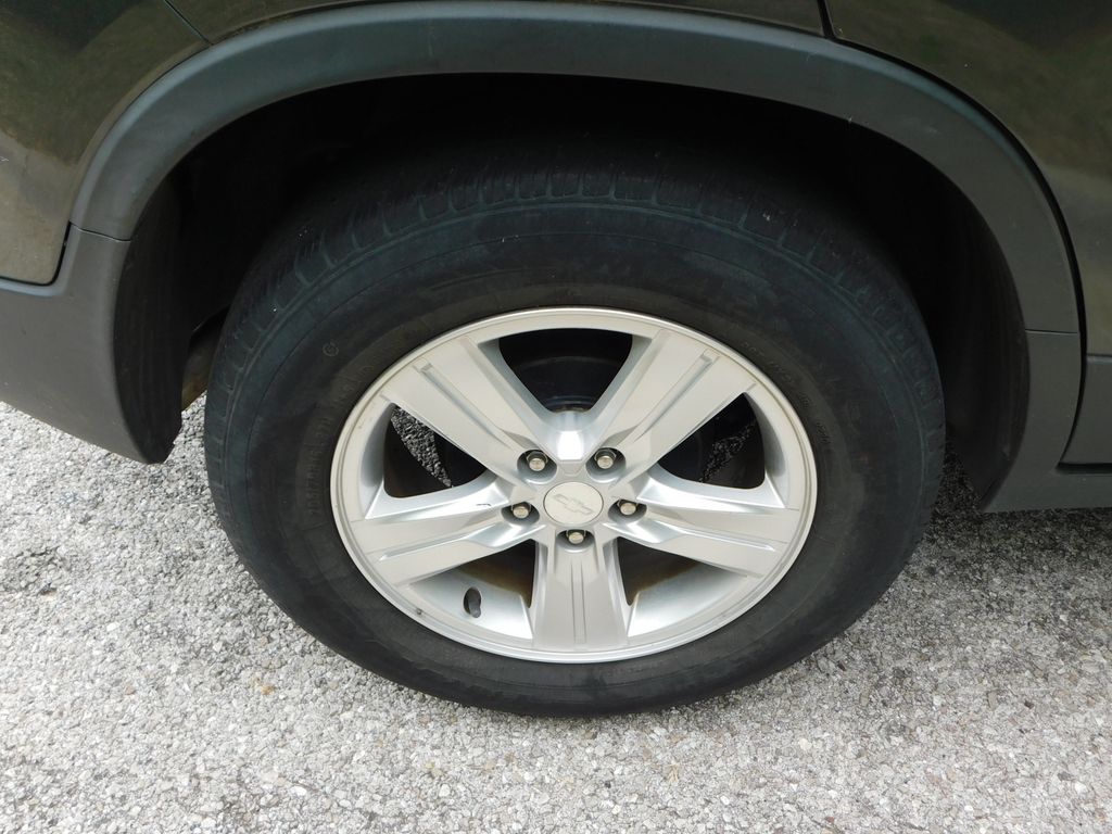 Thumbnail: 2019 Chevrolet Trax - 7