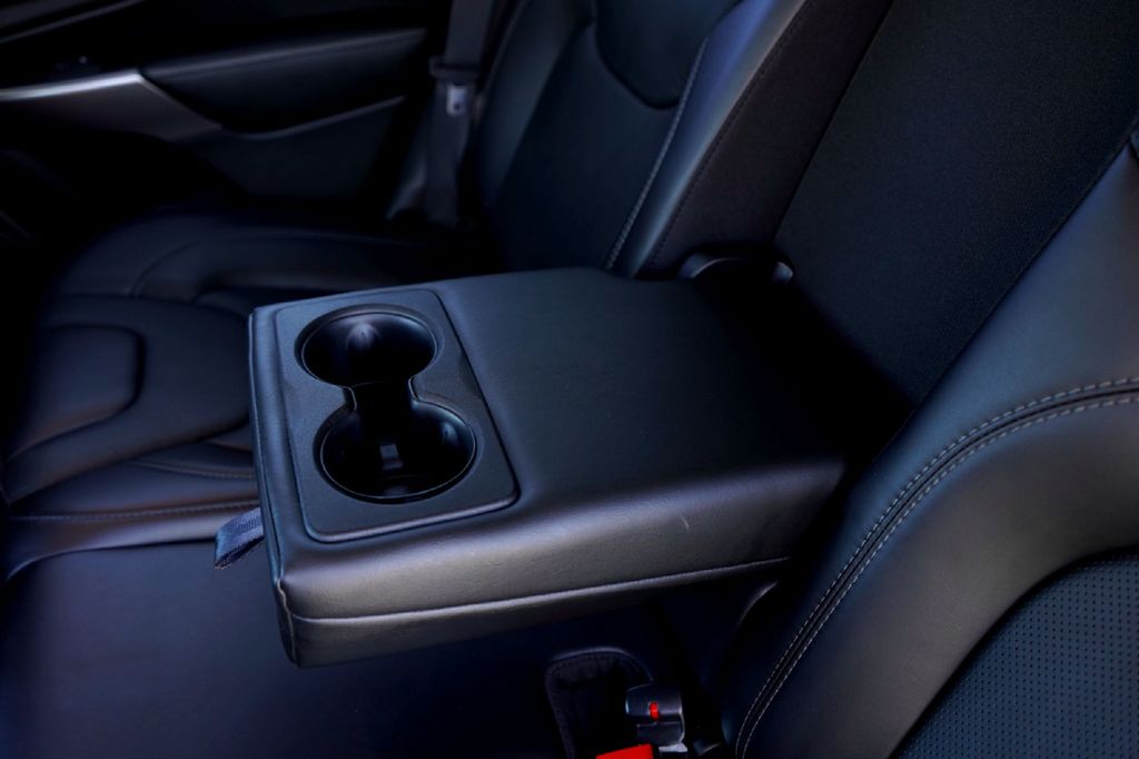 Used Car 2019 Jeep Cherokee  Limited For Sale Under $20,000 In Taylor, Texas