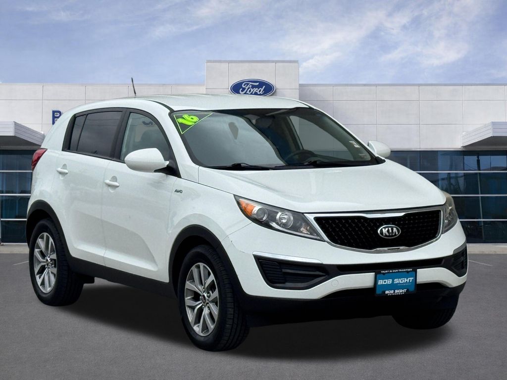 Used 2016 Kia Sportage LX with VIN KNDPBCAC2G7821038 for sale in Kansas City