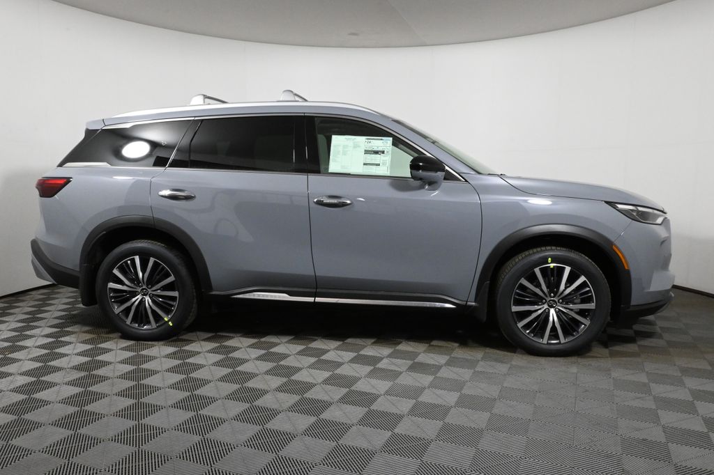 2025 INFINITI QX60 Sensory 8