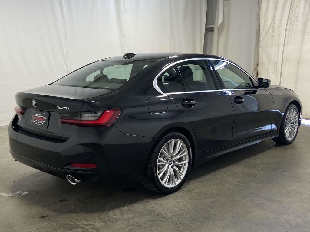 Used 2024 BMW 3 Series 330i Used 2024 BMW 3 Series 330i