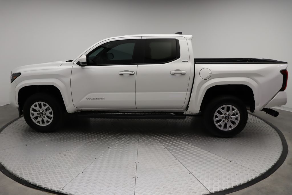 Thumbnail: 2024 Toyota Tacoma - 12