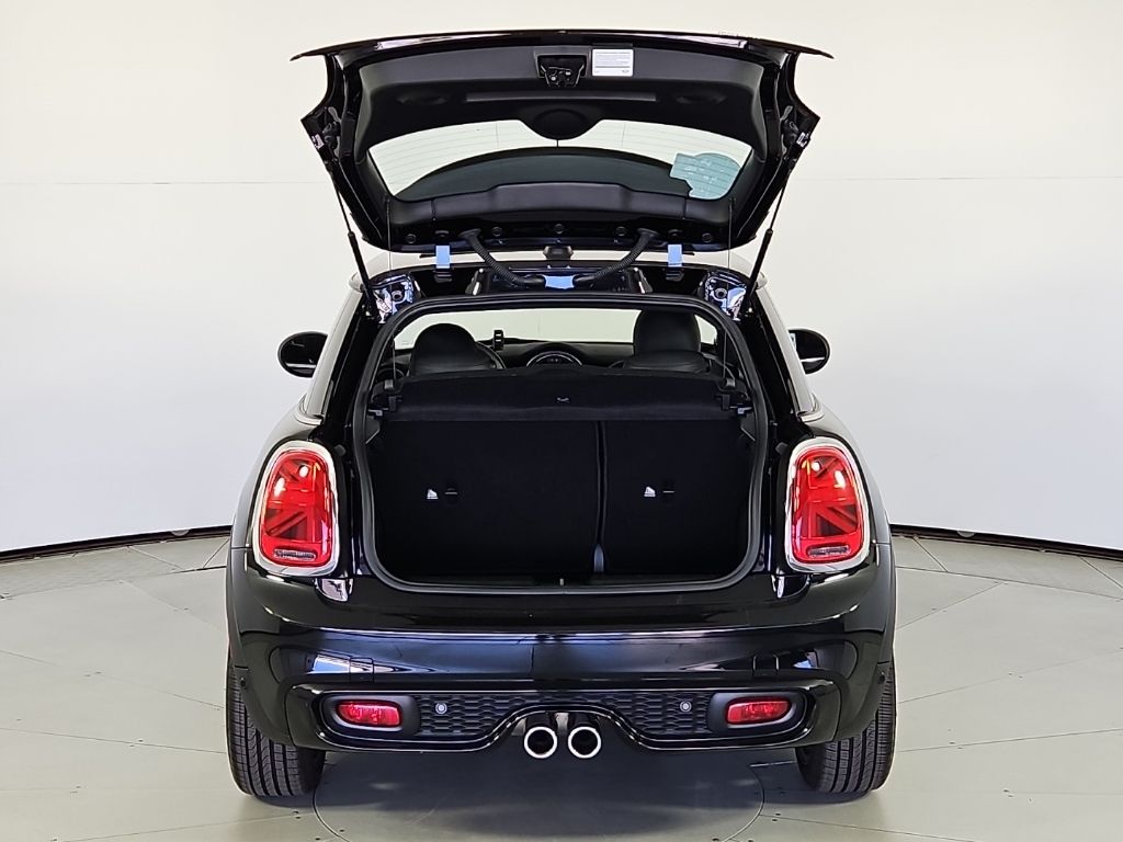 Thumbnail: 2020 MINI Cooper - 10