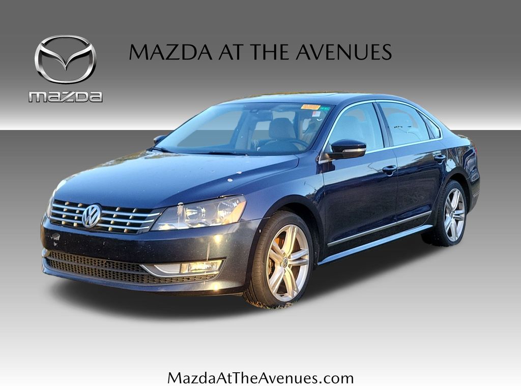 2014 Volkswagen Passat TDI SE with Sunroof