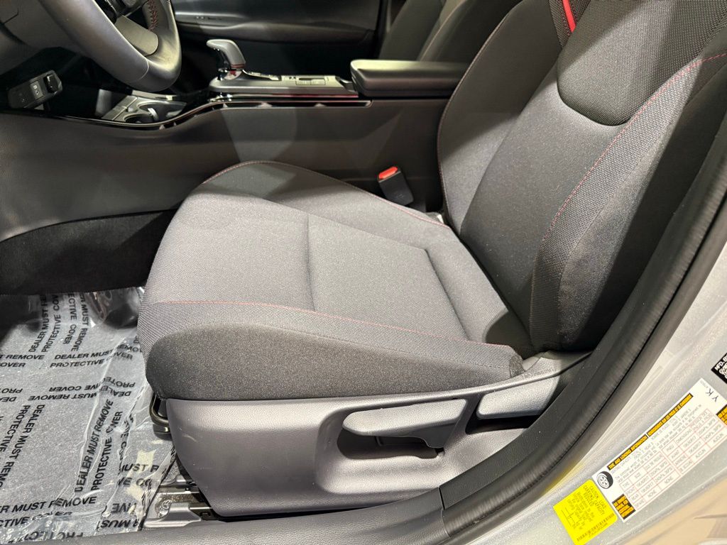 2024 Toyota Prius Prime SE 13