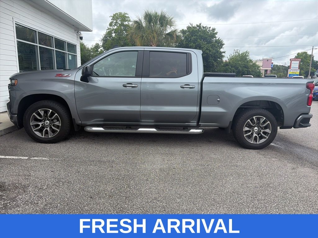 Gray (Steel Metallic) 2019 Chevrolet Silverado 1500 Pickup Truck Four-Wheel Drive 8-Speed Automatic